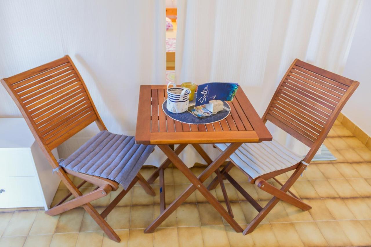 Apartments By The Sea Stomorska, Solta - 5190 외부 사진